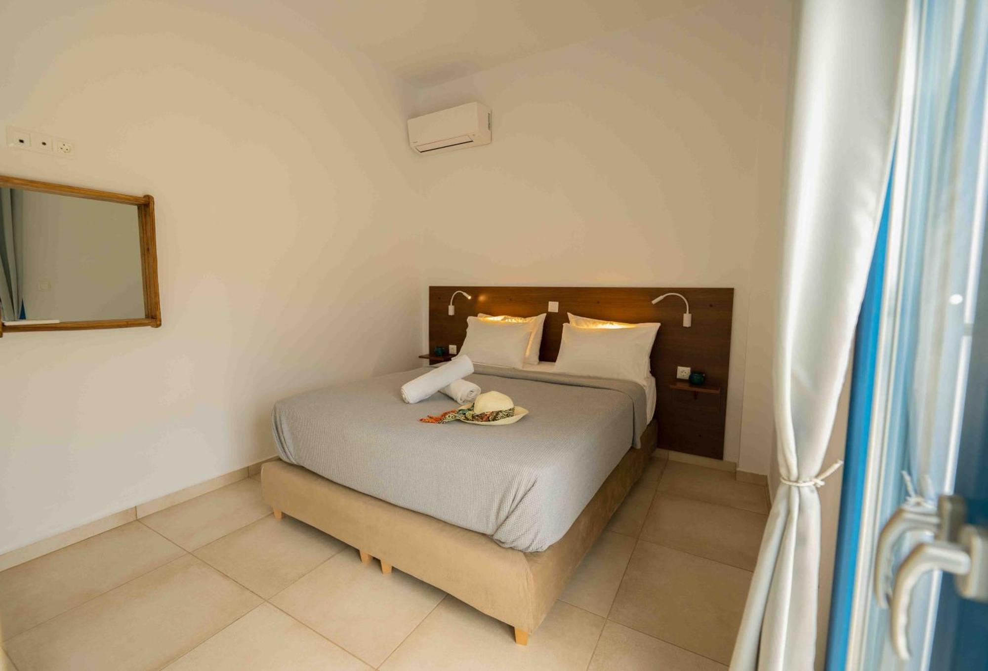 Heliades Suites Panteli Ngoại thất bức ảnh