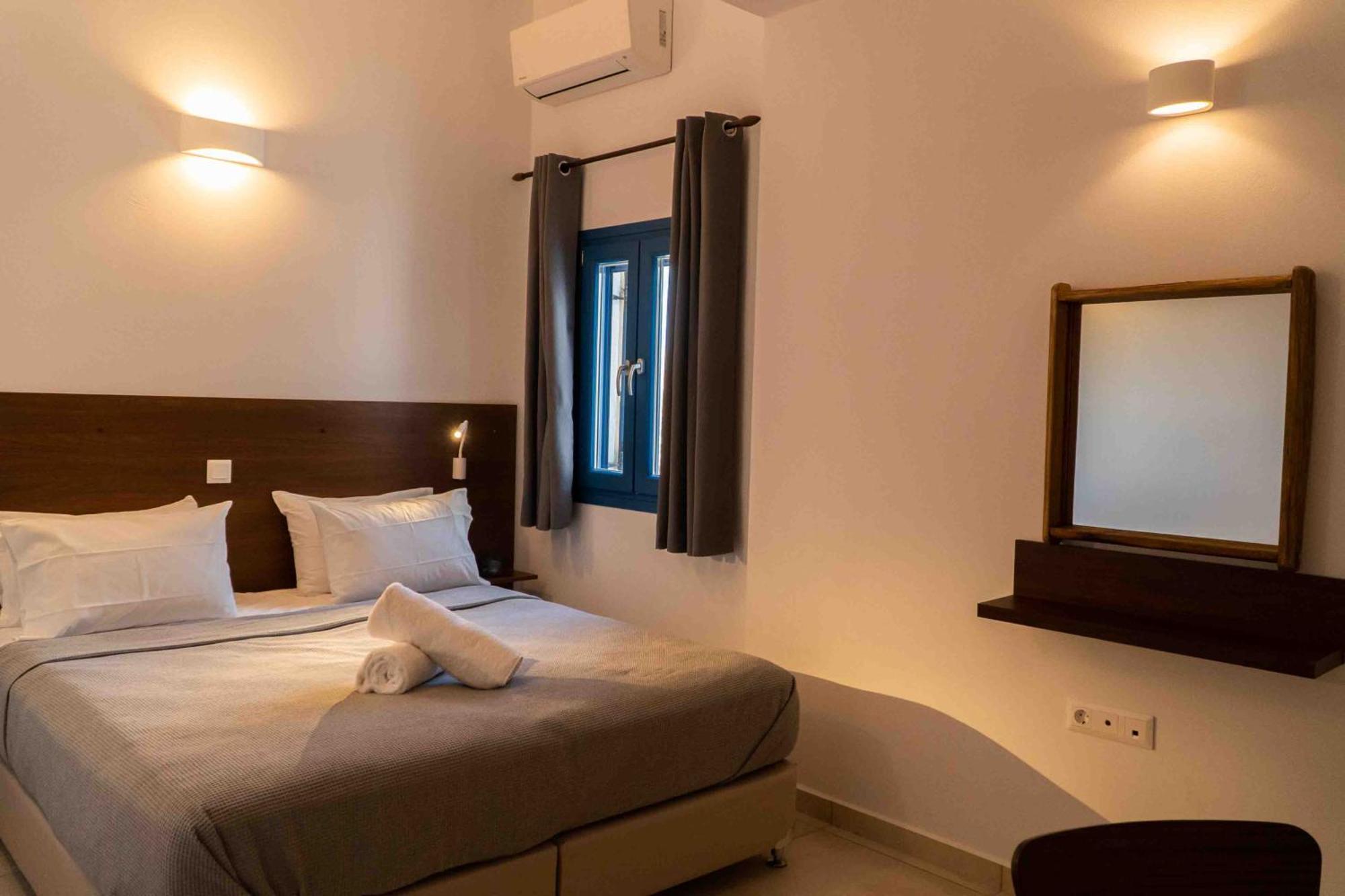 Heliades Suites Panteli Ngoại thất bức ảnh